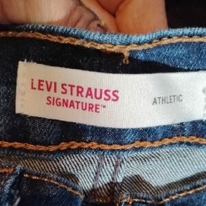 Levi's Signature Men's Blue Straight Jeans